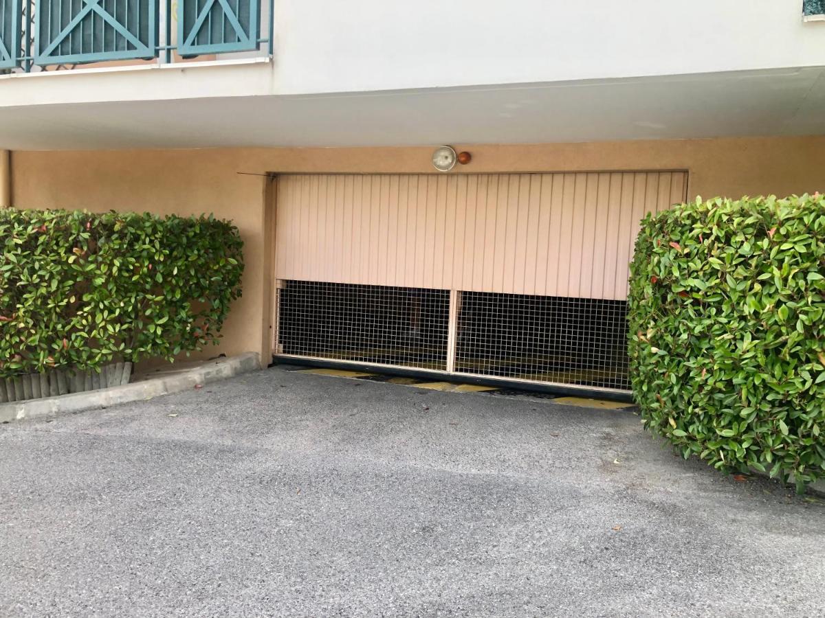 Mon Appart Avec Terrasse Et Piscine Roquebrune-Cap-Martin Exterior foto